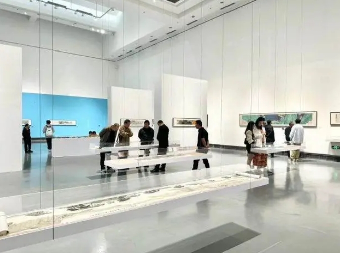 “景·色——2023当代青绿山水画学术邀请展”在苏州美术馆开幕