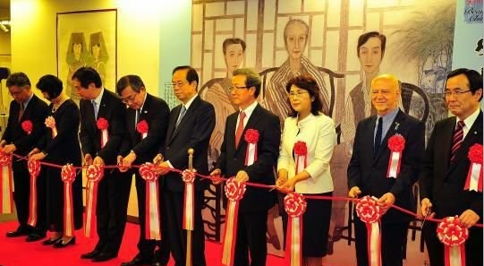 “现代中国女画家十人展”在日本东京开幕